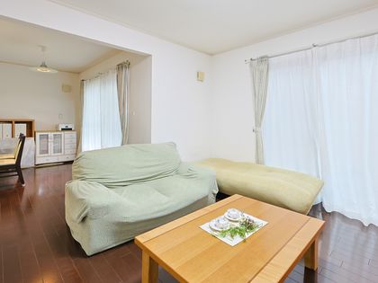 枚方市高塚町 リビング