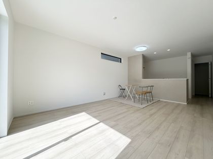 枚方市東香里3丁目 B号棟 リビング