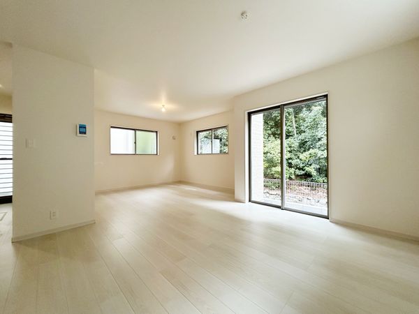 枚方市楠葉野田3丁目 2号棟 リビング