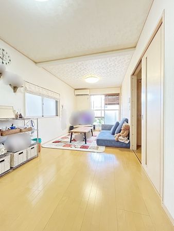 寝屋川市高宮栄町 戸建 リビング 寝屋川市高宮栄町 戸建 リビング