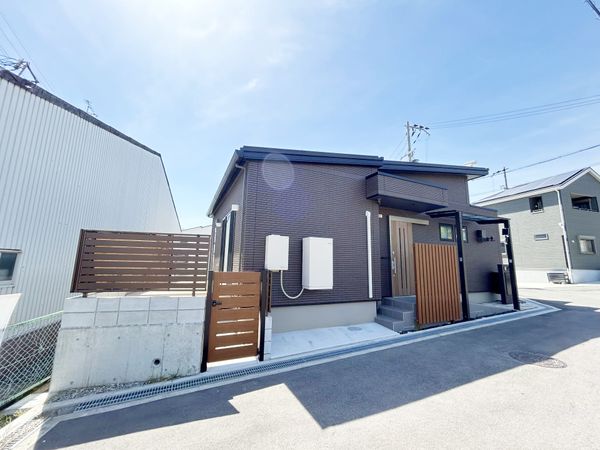 寝屋川市高宮2丁目 戸建 外観