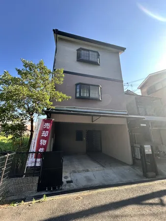 外観、2017年11月外壁・屋根塗装実施済