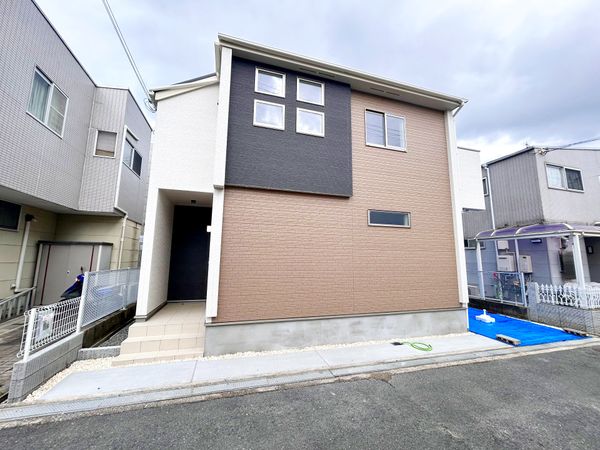 寝屋川市太秦緑が丘 外観