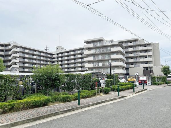 アドリーム交野 外観