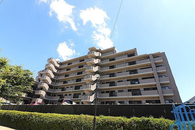 ステイツ枚方・長尾ヒルズ 外観