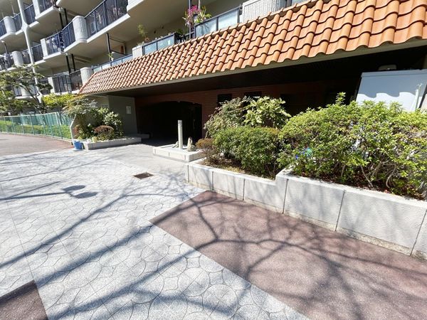 寝屋川コーポラス エントランス 寝屋川コーポラス エントランス