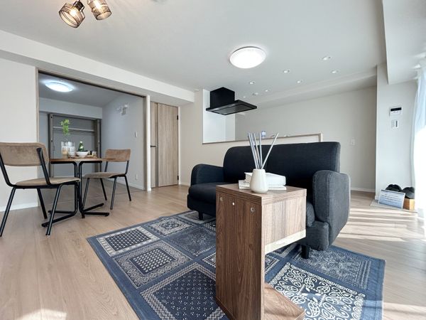 寝屋川東ファミリータウン北一番館 リビング