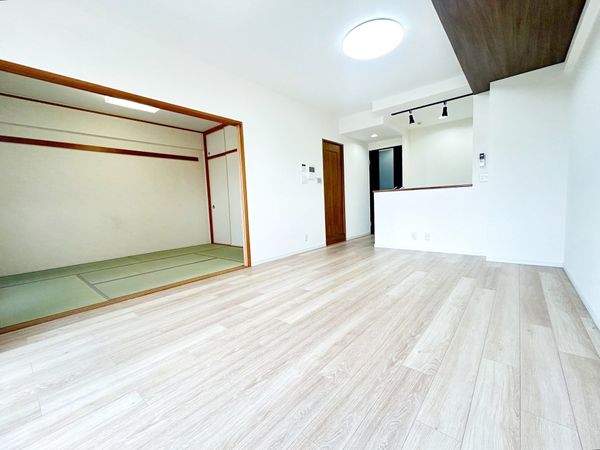 ランフォルセ枚方天の川 リビング ランフォルセ枚方天の川 リビング