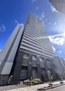 ロイヤルメドゥ香里園タワー 外観