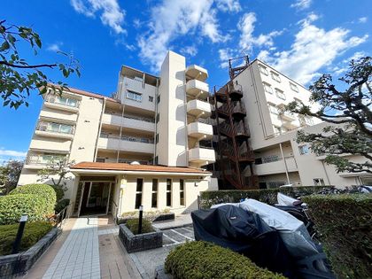 香里ケ丘グランドハイツ 外観