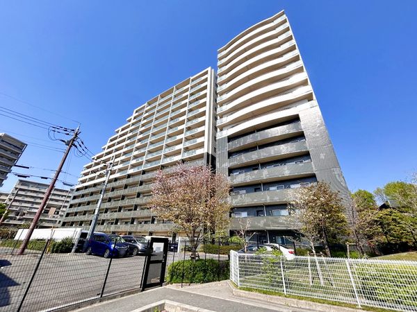 ヒルズシティ枚方公園 外観 ヒルズシティ枚方公園 外観