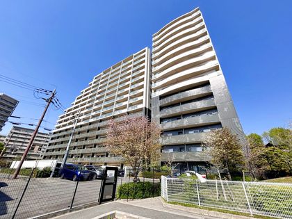 ヒルズシティ枚方公園 外観