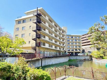 メゾン枚方岡山手 外観