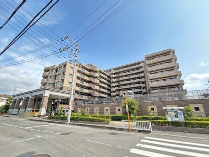 ライオンズガーデン枚方藤阪 外観