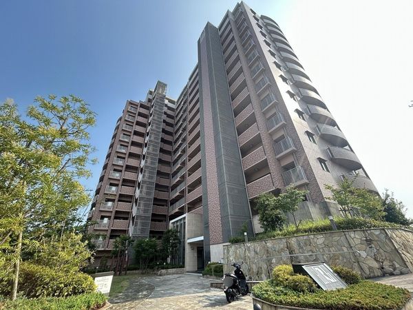 ランフォルセ枚方セントレ 外観