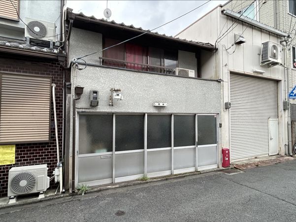 京都府京都市下京区西木屋町通上ノ口上る梅湊町 前面道路含む外観 京都府京都市下京区西木屋町通上ノ口上る梅湊町 前面道路含む外観