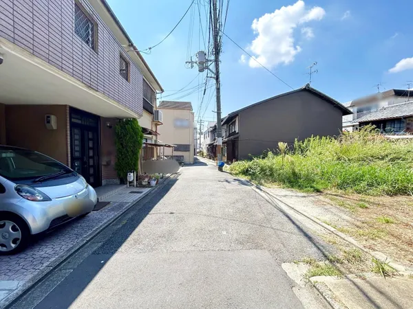 前面道路含む土地写真