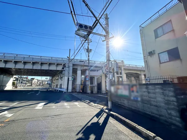 南東側道路