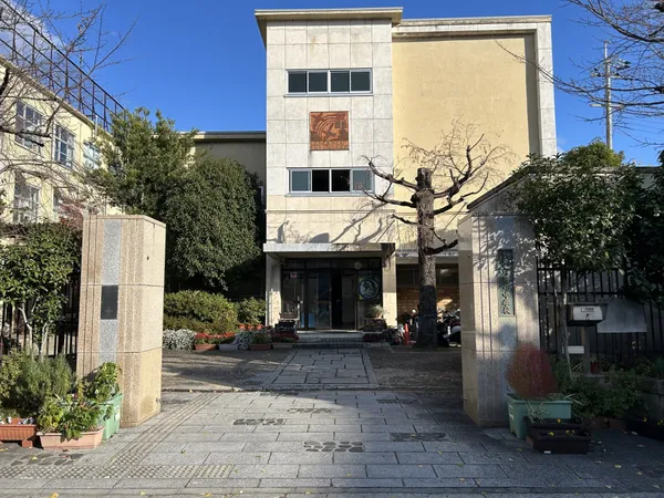 徒歩18分。