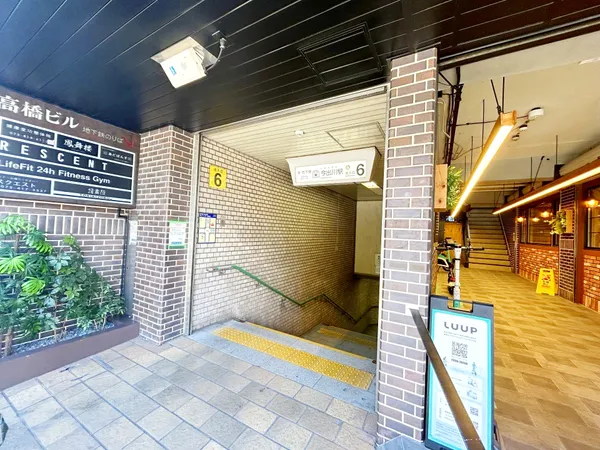 今出川駅(京都地下鉄 烏丸線)徒歩7分。