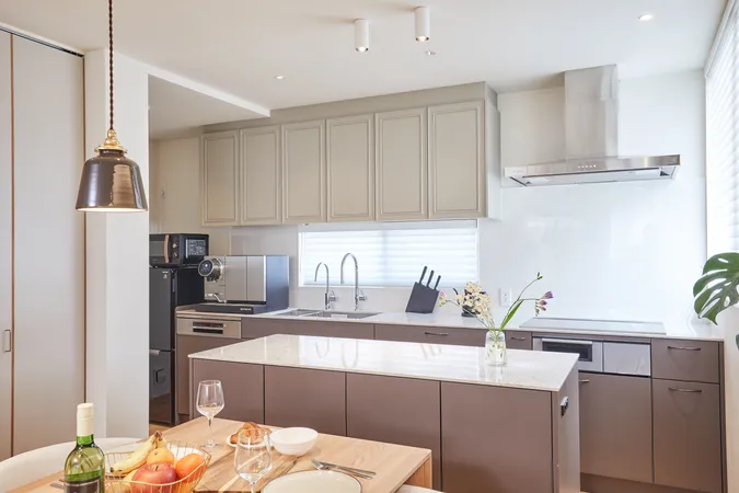 キッチン※室内写真の家具・照明等の調度類は価格に含まれません。