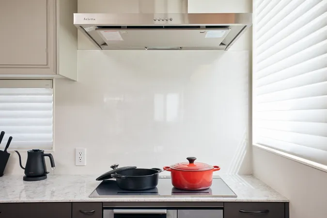 キッチン※室内写真の家具・照明等の調度類は価格に含まれません。