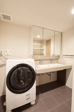 洗面※室内写真の家具・照明等の調度類は価格に含まれません。