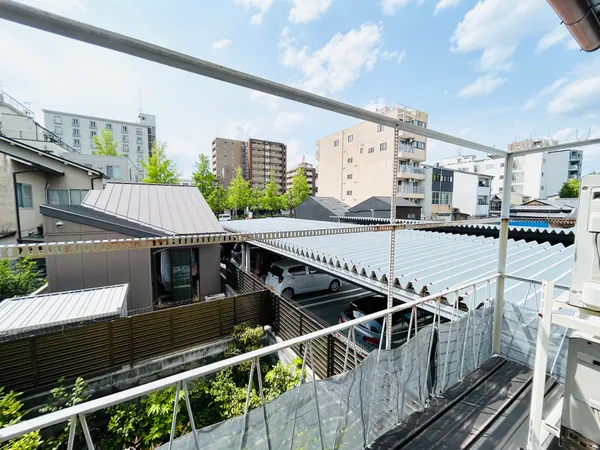 2階バルコニーから北西を臨む眺望