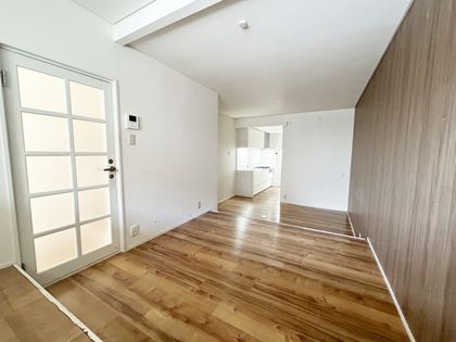 山科区音羽乙出町 リビング