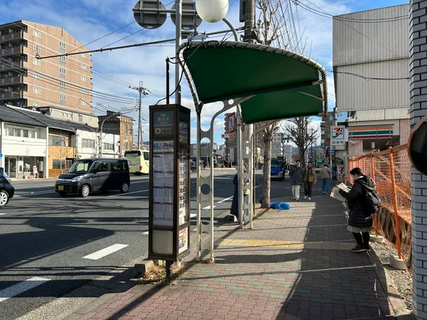 バス「地下鉄九条駅前」停(Dのりば)徒歩1分(約50ｍ)