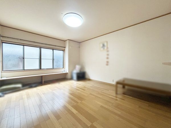 東山区粟田口三条坊町 中古一戸建 リビング
