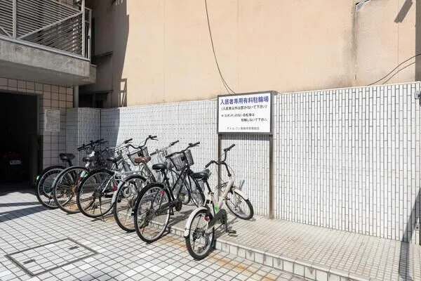 駐輪場
