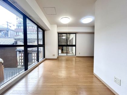 シンフォニー四条烏丸 室内