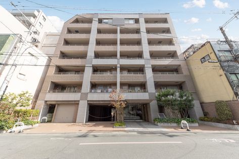 リソシエレスティーナ御所南 外観