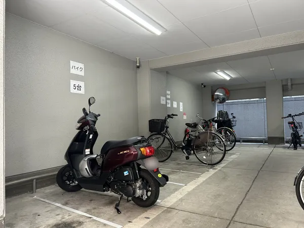 駐輪場