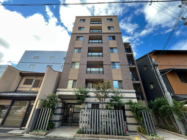 パラドール烏丸御所南グランデ 外観