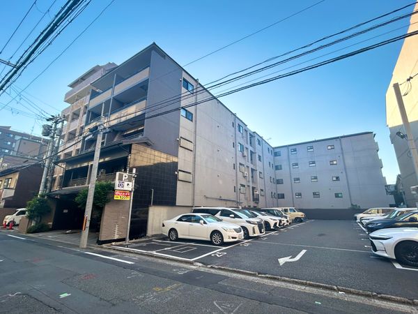 プリオーレ京都烏丸五条 駐車場 駐車場