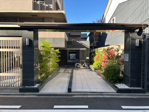 アバンエスパス烏丸御池 エントランス アバンエスパス烏丸御池 エントランス