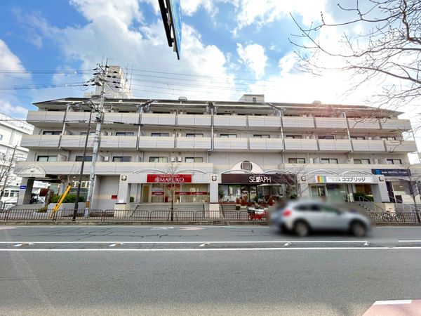 メゾン・ド・リビエール 外観