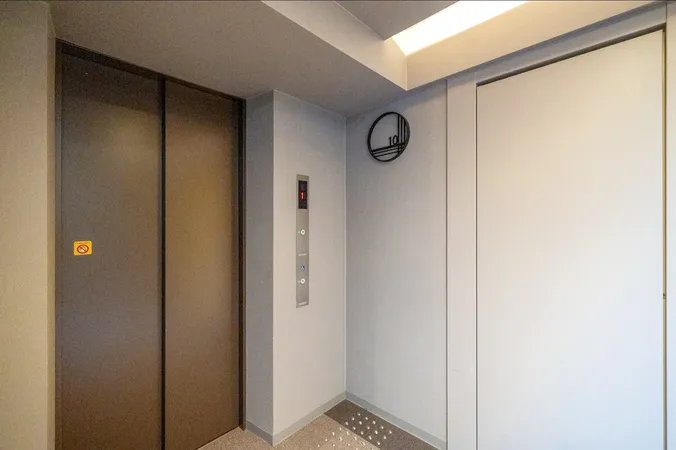 エレベーターホール