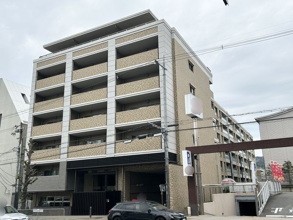 ヴェリテ・ラウロ山科音羽川 外観