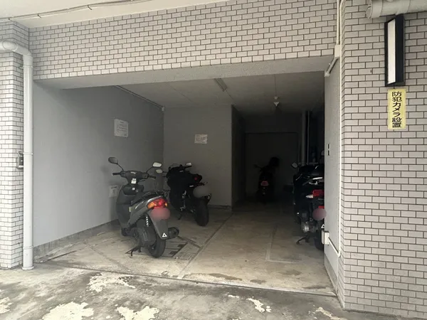 バイク置き場