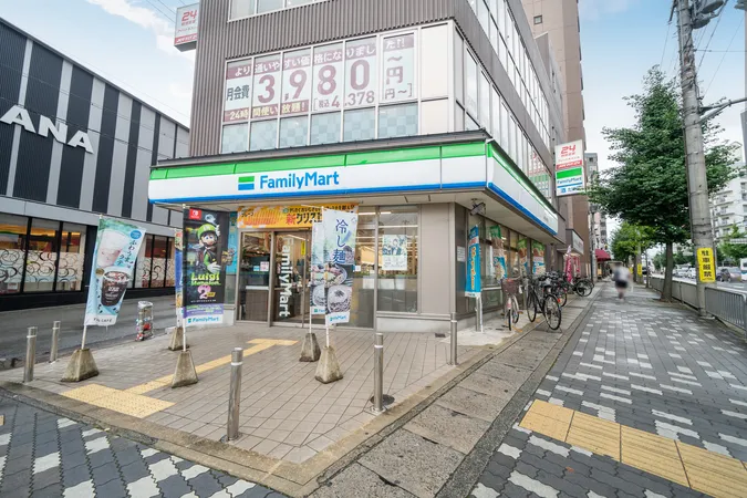 ファミリーマート山科区役所前店