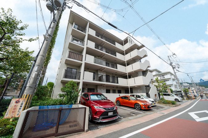 サニーコート山科 外観 サニーコート山科 外観
