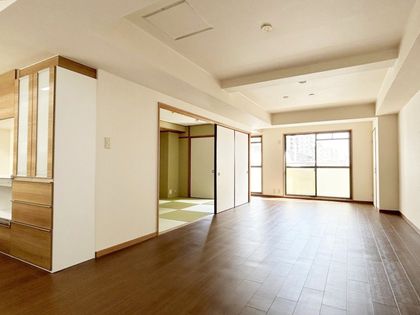 堺町ジュエリーハイツ リビング