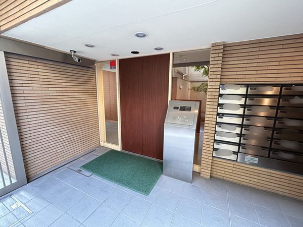 ロートレック中京 エントランス ロートレック中京 エントランス