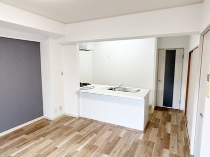 サンルシエル山科森野町 リビング