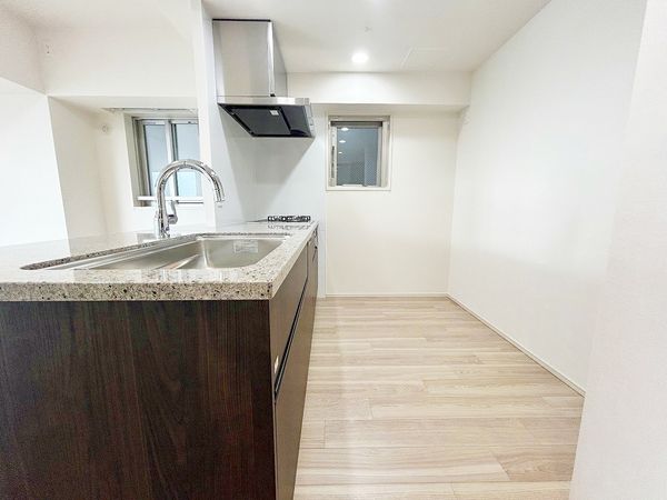 【中古】 夢見る場所は場所も夢見る/フレーベル館/羽仁未央 おたちゅう。秋葉原0号店 NEW OPEN | おたポータル