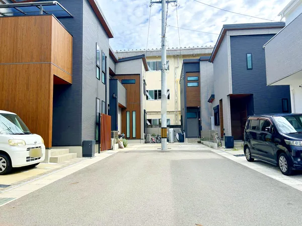 南側前面道路
