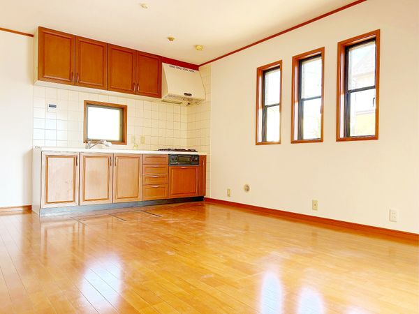 西京区御陵峰ケ堂町 リビング 西京区御陵峰ケ堂町 リビング